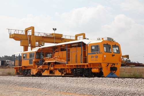 SPZ-440雙向配砟整形車