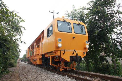 WD-300N軌道動力穩定車