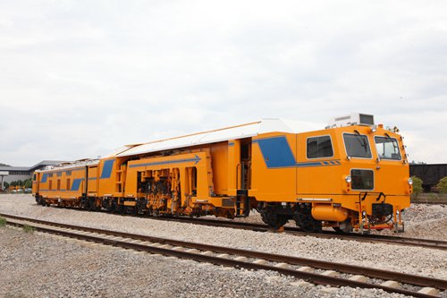 CDW-32線路道岔搗固穩定車