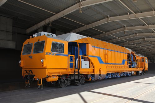 TX-65鐵路道床吸污車